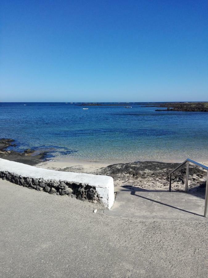 El Charco Apartment Orzola Luaran gambar