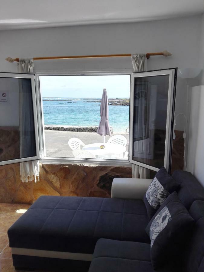 El Charco Apartment Orzola Luaran gambar
