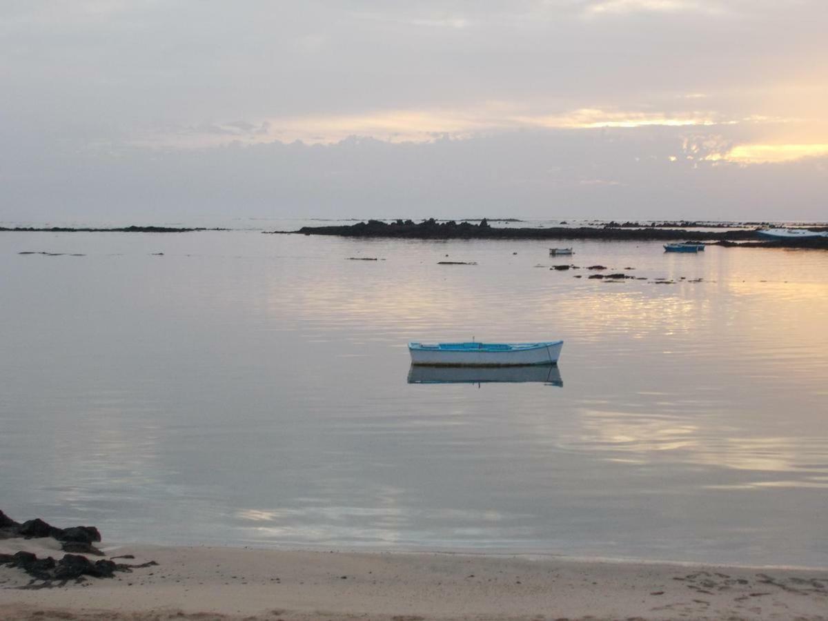 El Charco Apartment Orzola Luaran gambar